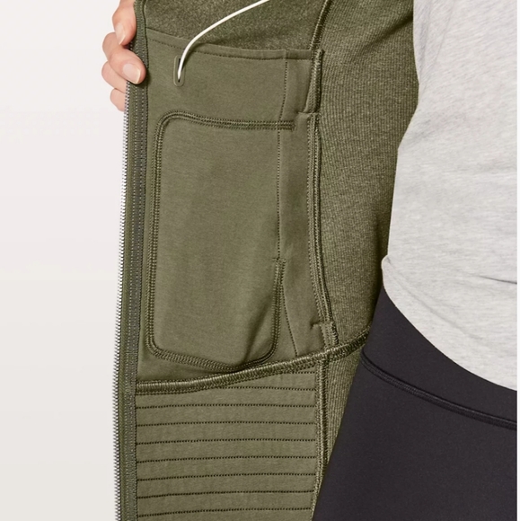 Lululemon jacket - Picture 8 of 8